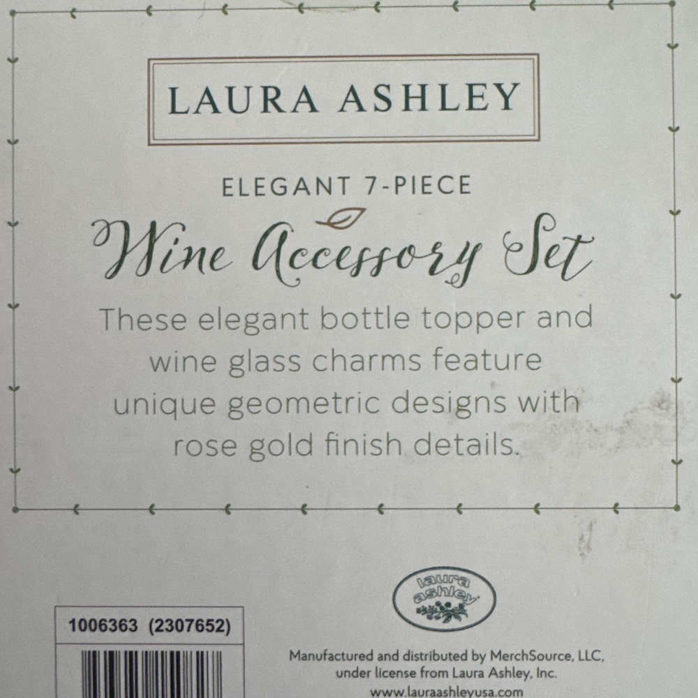 Wine Accessory Set - Picture 2 of 2
